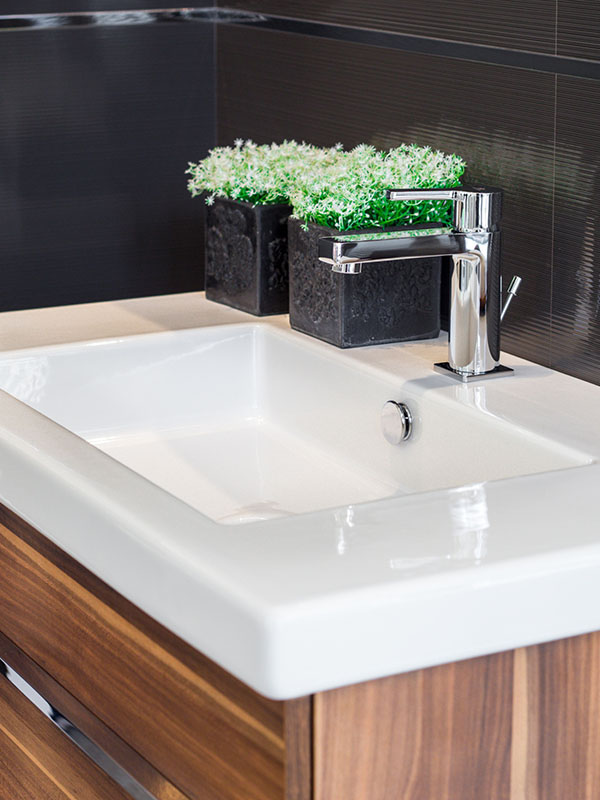bathroom, vanity, sink, cultured, marble, white, plumbing, fixture, wood, cabinet, vanities, stainless, steel, faucet, hardware, quality, residential, residence, house, home, interior, building, build, materials, outlet, construction, renovation, renovate, new